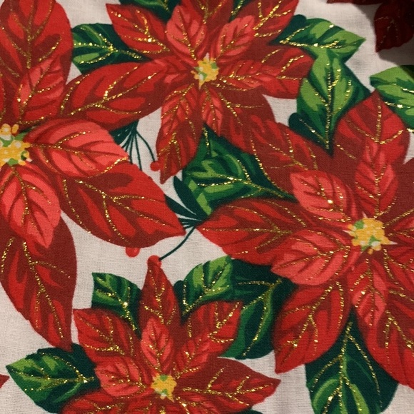 NWT Christmas House Holiday Poinsettia Printed Kitchen Linens Set - Picture 6 of 7